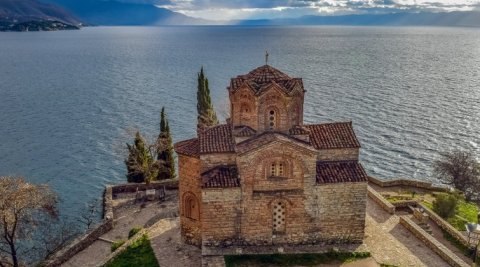Истражете ги локалитетите на Охрид на светско наследство на УНЕСКО и природните чуда